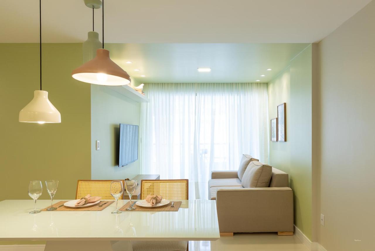 Kalug Vista Mar: Beachfront Luxury With Infinity Pool And Family Amenities